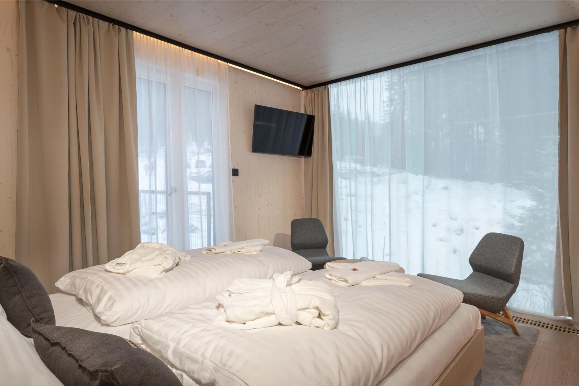 Hotel Bjoernson Jasna & Bjoernson Tree Houses Demänovská Dolina Eksteriør bilde
